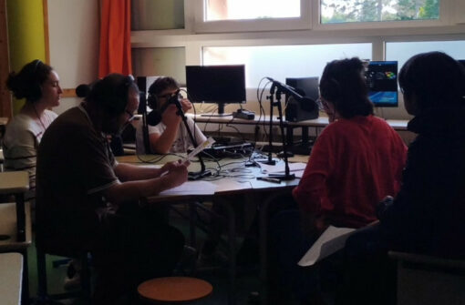 Direct radio par les élèves en internat au lycée d’Excideuil Giraut de Borneil