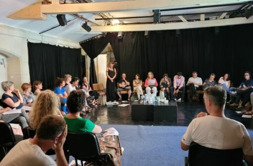 Une concertation urgente au Théâtre « Paradis »