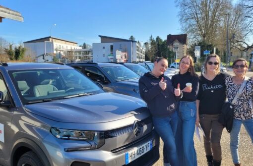 Remise des clés des véhicules de service aux agents du C.C.A.S de Trélissac